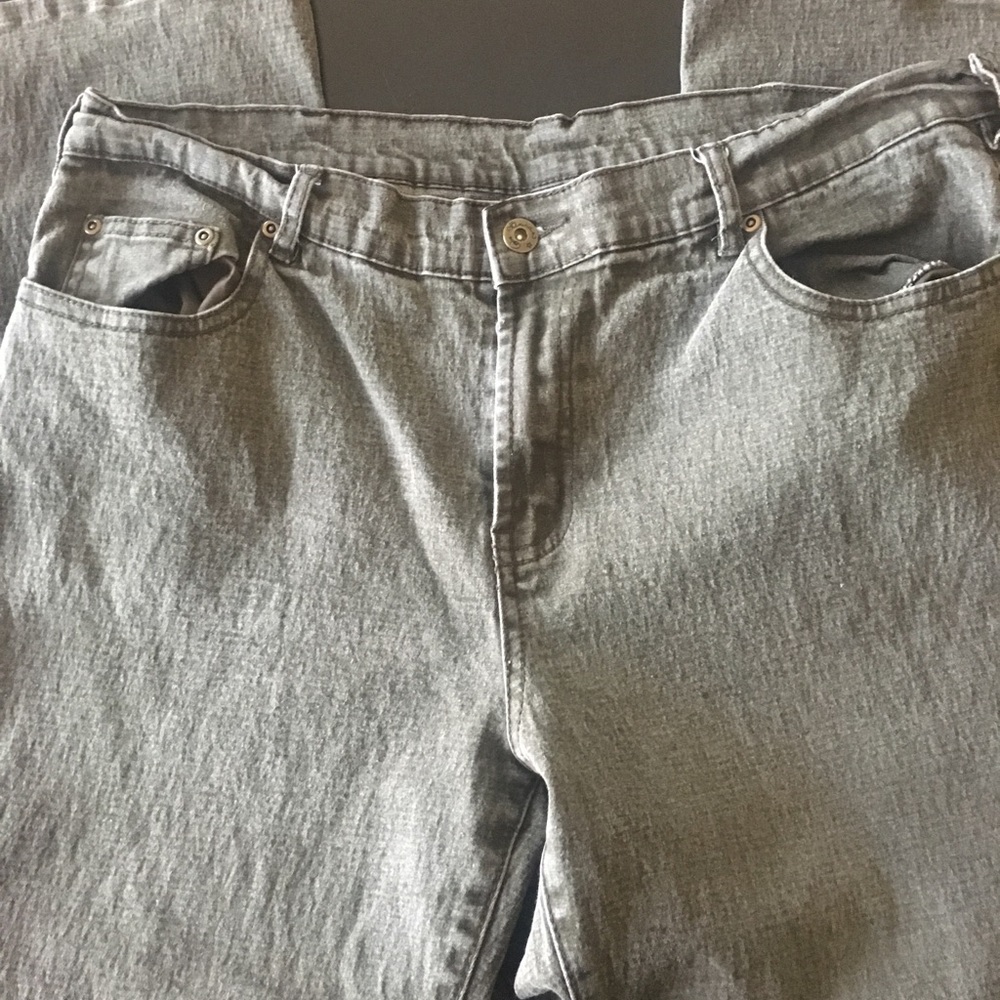 Size 16WP Diane Gilman charcoal gray jeans in EUC